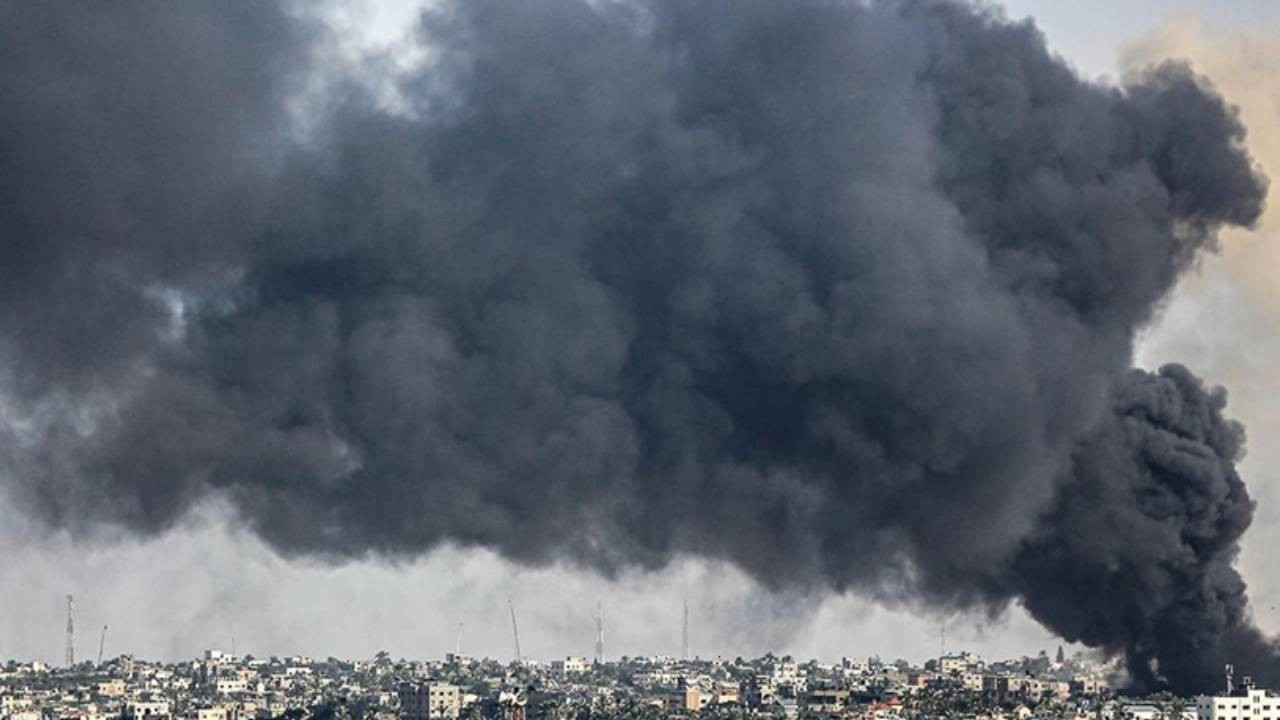 Son dakika… İsrail, Gazze’deki ‘güvenli alanı’ vurdu: En az 71 kişi hayatını kaybetti, 289 yaralı