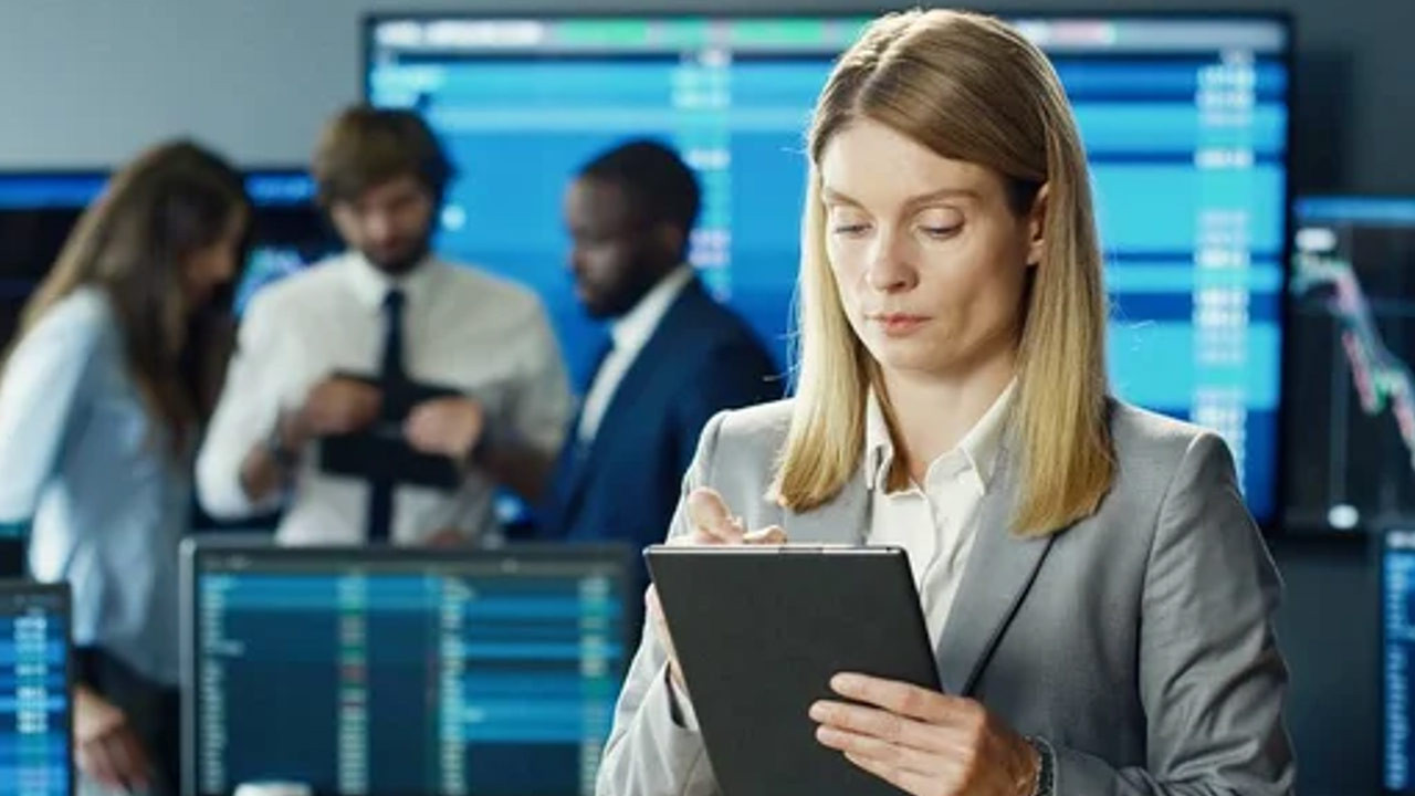 borsa haftayi kayipla kapatti iste en cok kazandiran ve kaybettiren hisseler 5va41xRO