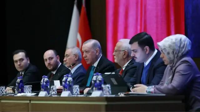 ak parti mkyk toplantisi basladi iBxnhzuv.webp