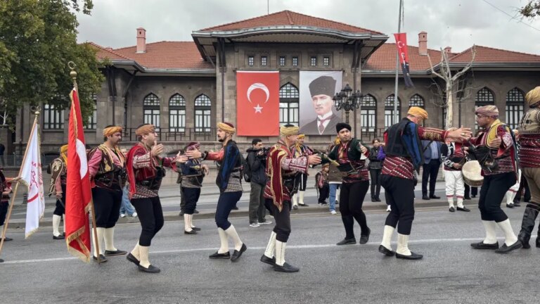 ankaranin baskent olusunun 102 yildonumu etkinlikleri UiTp8M1n.jpg
