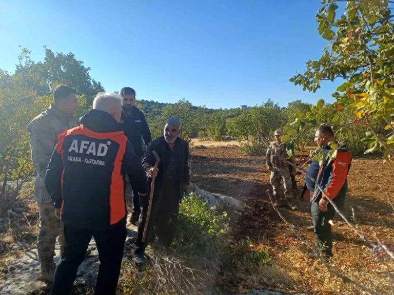 diyarbakirda kayip alzheimer hastasi afad ekipleri tarafindan bulundu N5JMJHsr.jpg