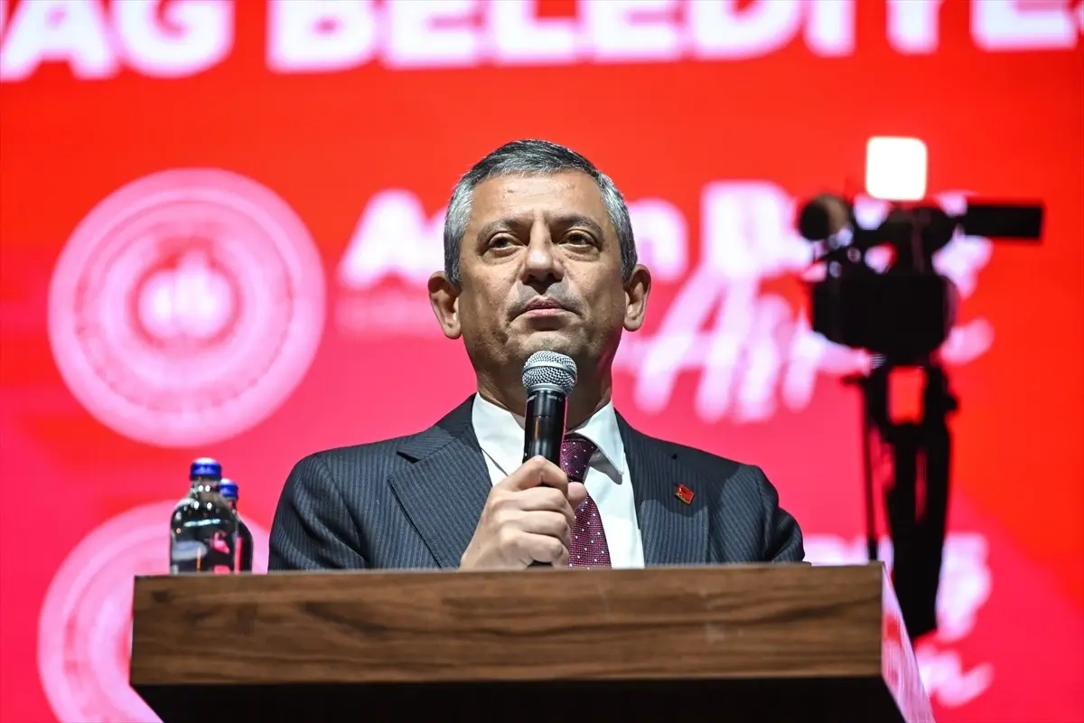 ozgur ozel chp herkesin teminatidir 35kQMB6e.jpg