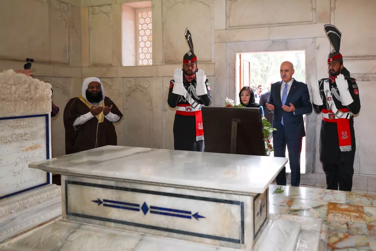 tbmm baskani numan kurtulmus pakistanda ikbalin turbesini ziyaret etti dpgMLRIM.jpg