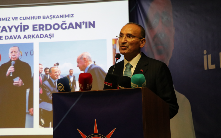 bekir-bozdagdan-erdoganin-yeniden-adayligi-hakkinda-aciklama-TUBDQDPa.png