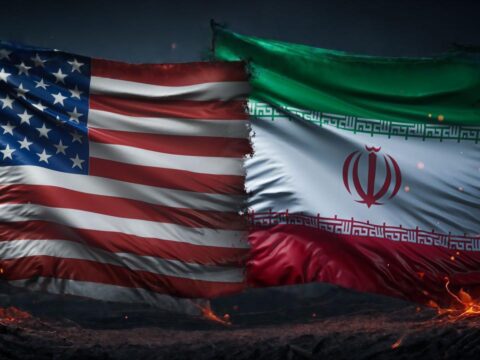 Tansiyon dusmuyor iran abd uslerini bombaliyor qGxpmH8p